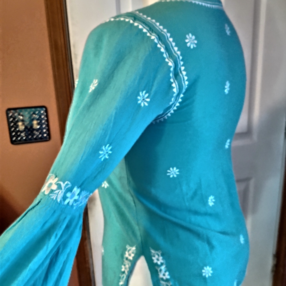 Blouse - Picture 3 of 4